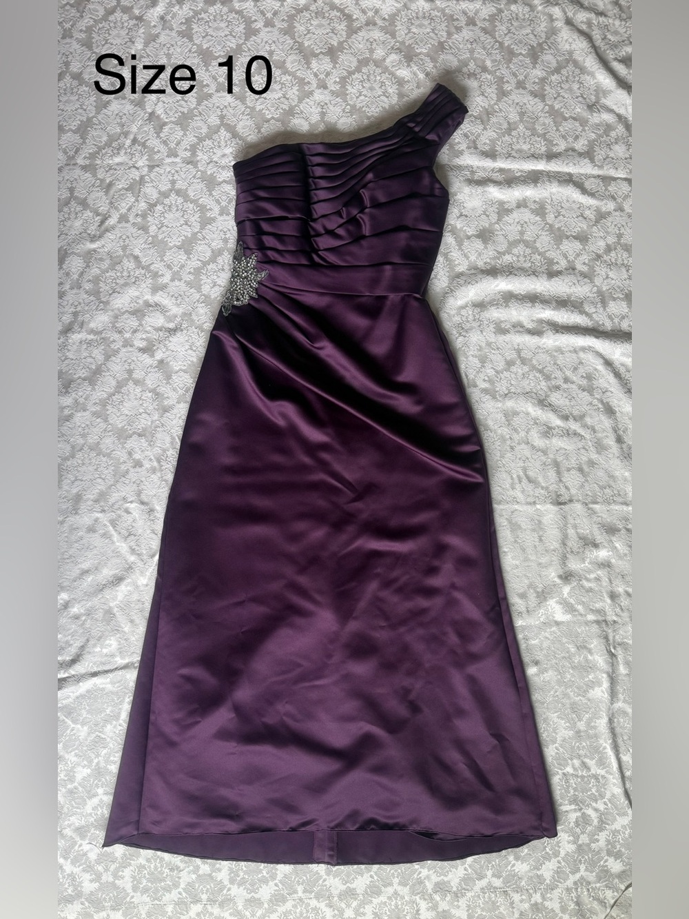One-Shoulder Purple Evening Dress with Side Embellishment